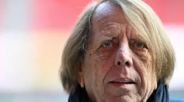 نصيحة سرية.. كلود لوروا يكشف تفاصيل حديثه المثير مع ساديو ماني وقرار العودة